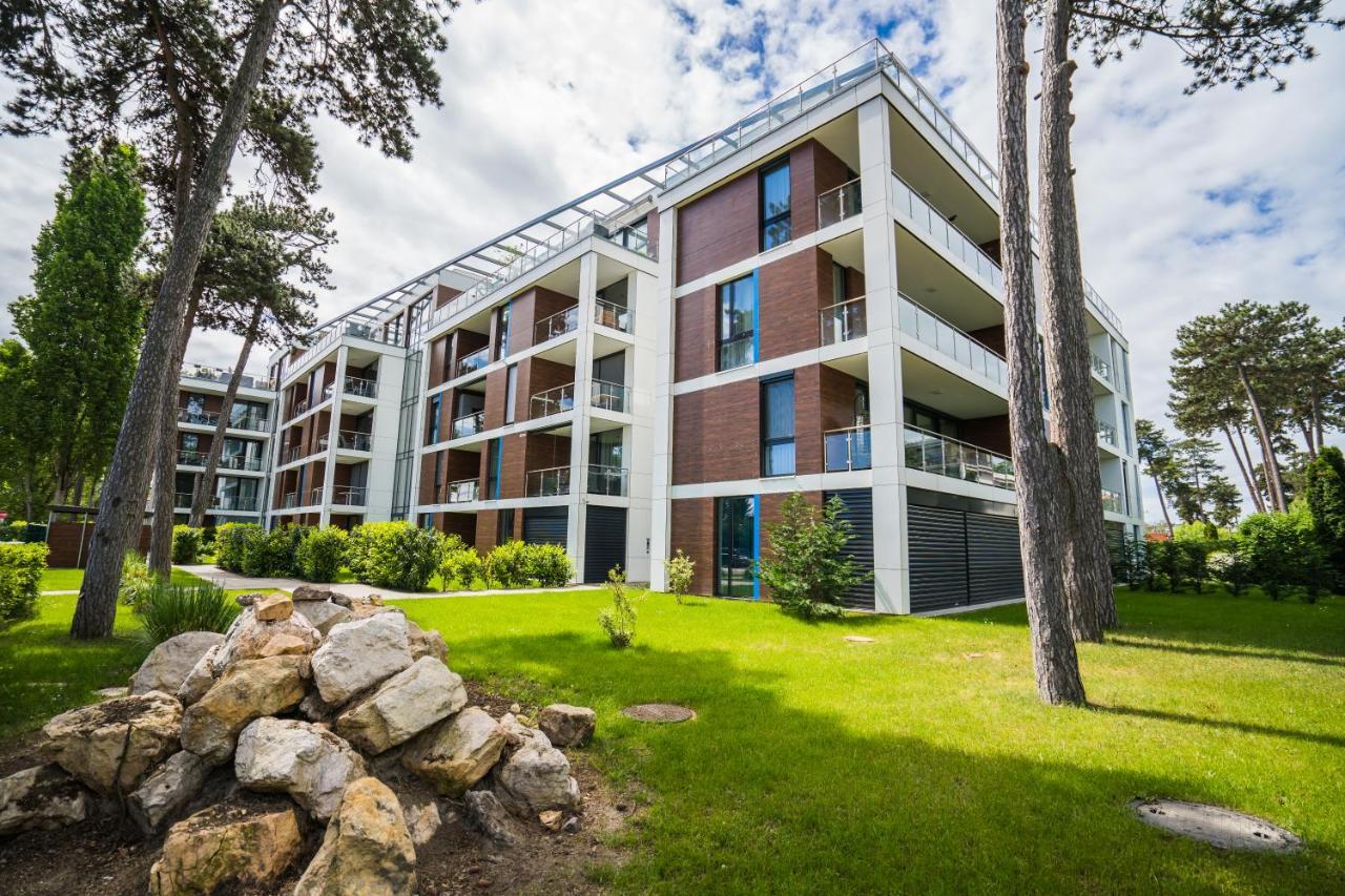 Mf Port Azur Wellness Apartments Siófok Esterno foto