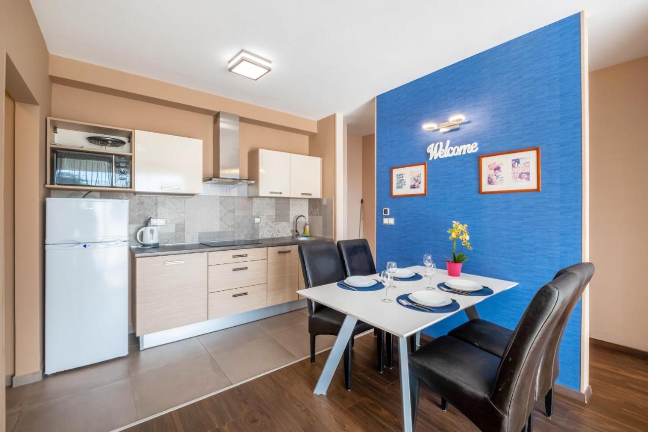 Mf Port Azur Wellness Apartments Siófok Esterno foto