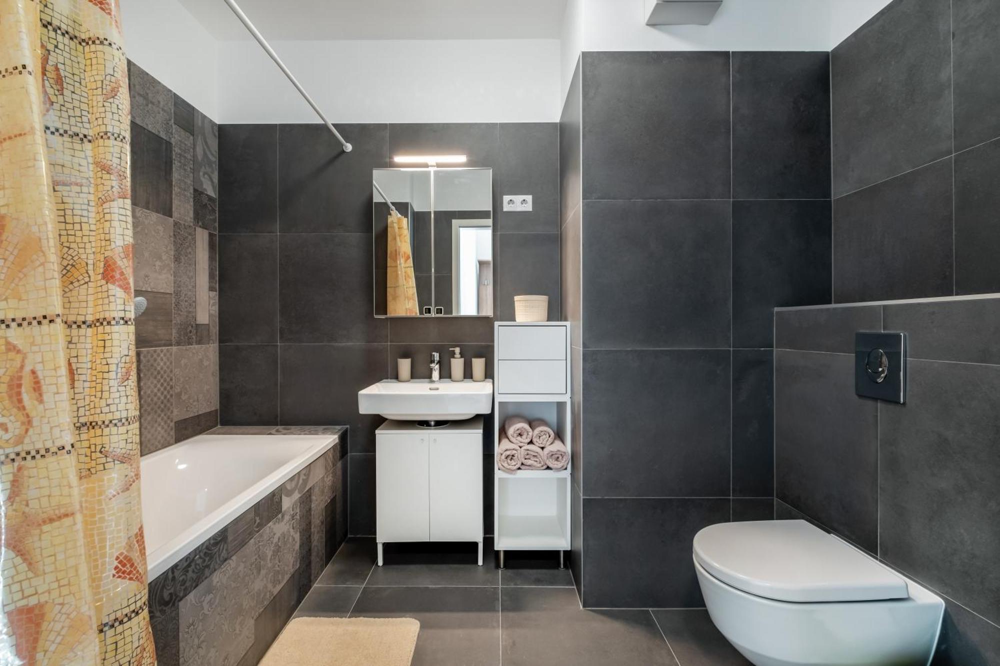 Mf Port Azur Wellness Apartments Siófok Esterno foto